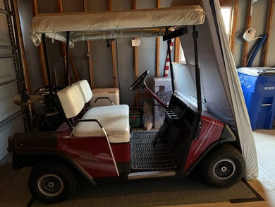 Priced to sell at $34,900, monthly lot rent is $1248 on Pine Lakes Country Club in Florida - for sale on GolfHomes.com, golf home, golf lot