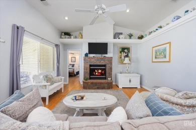 Enjoy peaceful golf course living in this beautifully maintained on Oak Tree Country Club in California - for sale on GolfHomes.com, golf home, golf lot
