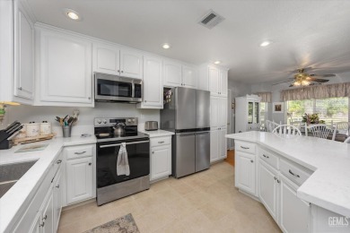 Enjoy peaceful golf course living in this beautifully maintained on Oak Tree Country Club in California - for sale on GolfHomes.com, golf home, golf lot