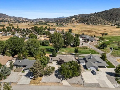 Enjoy peaceful golf course living in this beautifully maintained on Oak Tree Country Club in California - for sale on GolfHomes.com, golf home, golf lot