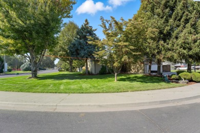 Beautiful two-story home in the heart of the Meadow Springs Golf on Meadow Springs Country Club in Washington - for sale on GolfHomes.com, golf home, golf lot
