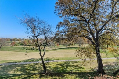 Nestled in the charming community of Creve Coeur, this chic on Creve Coeur Golf Course in Missouri - for sale on GolfHomes.com, golf home, golf lot