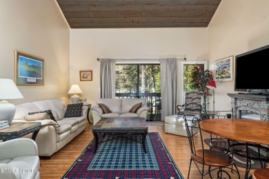 This fully furnished 2-bedroom, 2-bath condo is a great on Druid Hills Golf Club in Tennessee - for sale on GolfHomes.com, golf home, golf lot