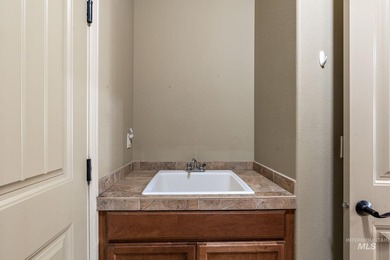 Escape to the prestigious Villas at Banbury Meadows-Idaho's on BanBury Golf Club in Idaho - for sale on GolfHomes.com, golf home, golf lot