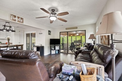 Spacious Lakeview Upper level 3 bedroom 2 full bath condo on Woodson Bend Resort in Kentucky - for sale on GolfHomes.com, golf home, golf lot