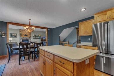 It's everything you've been dreaming of! Large trees, gorgeous on Oak Hill Golf Club in Minnesota - for sale on GolfHomes.com, golf home, golf lot