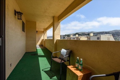 Live the coastal dream in this move-in-ready 2-bedroom, 2-bath on Sharp Park Golf Course in California - for sale on GolfHomes.com, golf home, golf lot