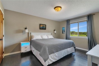 It's everything you've been dreaming of! Large trees, gorgeous on Oak Hill Golf Club in Minnesota - for sale on GolfHomes.com, golf home, golf lot
