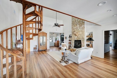 ABSOLUTELY STUNNING DESIGNER'S PERSONAL HOME ALONG THE GOLF on Green Tree Country Club in Texas - for sale on GolfHomes.com, golf home, golf lot