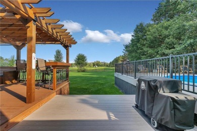 It's everything you've been dreaming of! Large trees, gorgeous on Oak Hill Golf Club in Minnesota - for sale on GolfHomes.com, golf home, golf lot