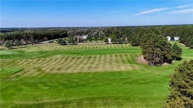 It's everything you've been dreaming of! Large trees, gorgeous on Oak Hill Golf Club in Minnesota - for sale on GolfHomes.com, golf home, golf lot