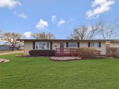 This 3 bedroom hanicapped accessible ranch in the coveted on Westhaven Golf Club in Wisconsin - for sale on GolfHomes.com, golf home, golf lot