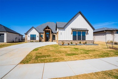 Stunning Custom Built Home by Aubree Homes in the acclaimed on Southern Oaks Golf Club in Texas - for sale on GolfHomes.com, golf home, golf lot