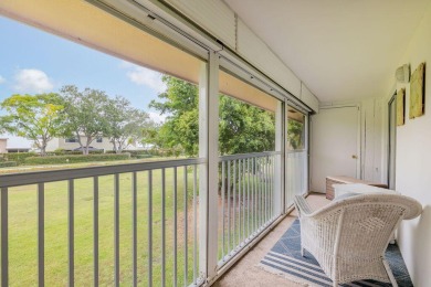 Charming 1BR/1BA condo in the desirable 55+ Little Club on The Little Club in Florida - for sale on GolfHomes.com, golf home, golf lot