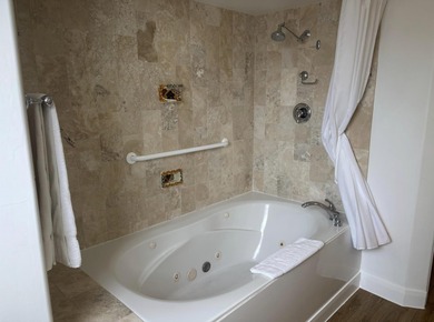 Turnkey, fully furnished retreat in the heart of St on Sunbrook Golf Course in Utah - for sale on GolfHomes.com, golf home, golf lot