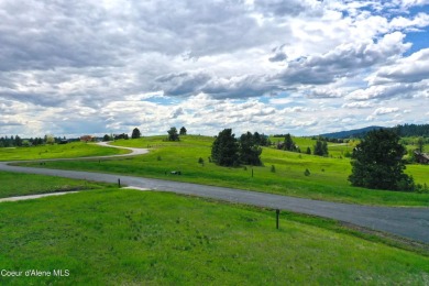 BEAUTIFUL BUILDING SITE AT PRESTIGIOUS BLACK ROCK WITH CUSTOM on The Golf Club at Black Rock in Idaho - for sale on GolfHomes.com, golf home, golf lot