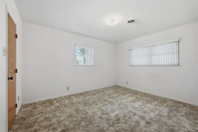 Great potential in this three-bedroom, two-bath golf course on Lake Kiowa Golf Course in Texas - for sale on GolfHomes.com, golf home, golf lot