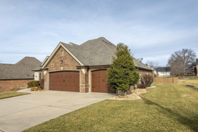 Welcome to 3279 W Ridge Run, a beautifully maintained 4-bed, 2 on Rivercut Golf Course in Missouri - for sale on GolfHomes.com, golf home, golf lot