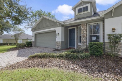 Kick off the holidays in this immaculate 3-bedroom 2-bath on Eagle Dunes Golf Club in Florida - for sale on GolfHomes.com, golf home, golf lot