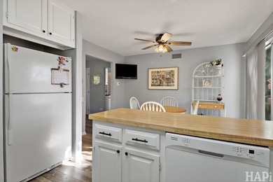 COME SEE THIS 2 BEDROOMS, 2 BATHS RANCH IN A 55+ ADULT COMMUNITY on Leisure Village Golf Course in Illinois - for sale on GolfHomes.com, golf home, golf lot