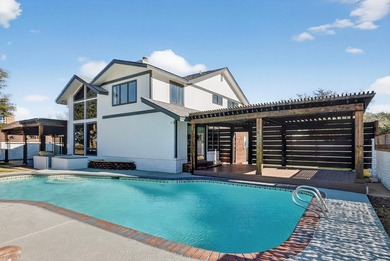 Uniquely contemporary tri-level home offering 5 bedrooms, 4.5 on Green Tree Country Club in Texas - for sale on GolfHomes.com, golf home, golf lot