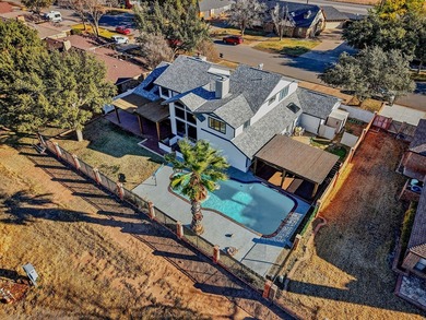 Uniquely contemporary tri-level home offering 5 bedrooms, 4.5 on Green Tree Country Club in Texas - for sale on GolfHomes.com, golf home, golf lot