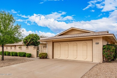 Super clean 2/2 Gemini Twin Home with 1631 SqFt of comfortable on Pebblebrook Golf Course in Arizona - for sale on GolfHomes.com, golf home, golf lot