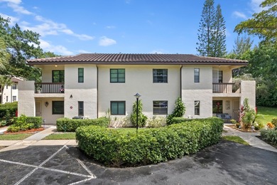 ABSOLUTELY GORGEOUS CONDO | GATED 55+ COMMUNITY OF GLADES OF on Boca Lago Golf and Country Club in Florida - for sale on GolfHomes.com, golf home, golf lot