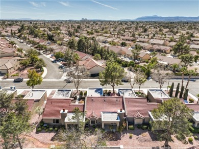 PRIDE OF OWNERSHIP SHOWS WITH THIS QUIET TOWNHOME IN PRESTIGIOUS on Highland Falls Golf Club in Nevada - for sale on GolfHomes.com, golf home, golf lot
