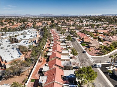 PRIDE OF OWNERSHIP SHOWS WITH THIS QUIET TOWNHOME IN PRESTIGIOUS on Highland Falls Golf Club in Nevada - for sale on GolfHomes.com, golf home, golf lot