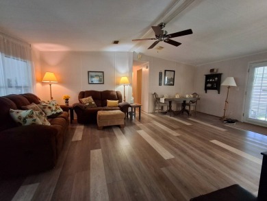 Peaceful 2BR/2BA Home | 1,144 Sq. Ft. | Backs to Ocala Forest - on Rolling Greens Executive Golf Community in Florida - for sale on GolfHomes.com, golf home, golf lot