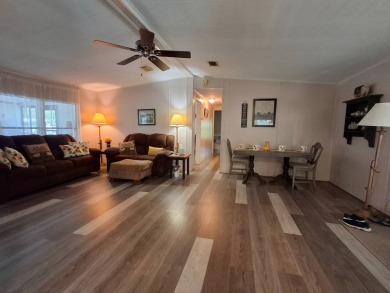 Peaceful 2BR/2BA Home | 1,144 Sq. Ft. | Backs to Ocala Forest - on Rolling Greens Executive Golf Community in Florida - for sale on GolfHomes.com, golf home, golf lot