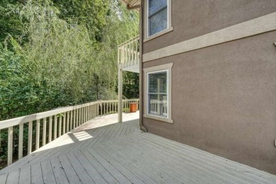 Welcome to this beautifully renovated townhome offering a on  in Georgia - for sale on GolfHomes.com, golf home, golf lot