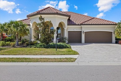 Estate home minutes from Florida beaches - The Toscana Grande on Lakewood National Golf Club in Florida - for sale on GolfHomes.com, golf home, golf lot