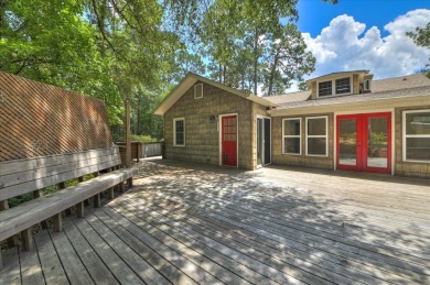 Cute and Quaint and Close proximity to Downtown Aiken!! on The Aiken Golf Club in South Carolina - for sale on GolfHomes.com, golf home, golf lot