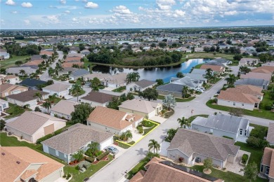 LIVE LIKE YOU'RE ON VACATION IN THE GATED COMMUNITY OF KINGS on Kings Gate Golf Club in Florida - for sale on GolfHomes.com, golf home, golf lot