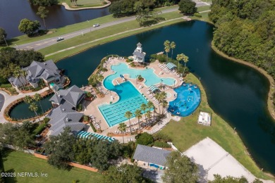 Welcome home! this beautifully renovated, move-in-ready townhome on Golf Club At Fleming Island in Florida - for sale on GolfHomes.com, golf home, golf lot