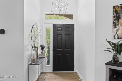 Welcome home! this beautifully renovated, move-in-ready townhome on Golf Club At Fleming Island in Florida - for sale on GolfHomes.com, golf home, golf lot