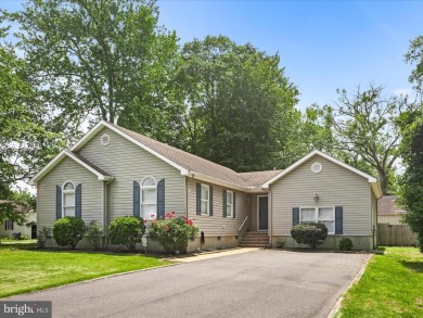 Welcome to 16 N Primrose Lane, a beautifully refreshed coastal on Bear Trap Dunes Golf Club in Delaware - for sale on GolfHomes.com, golf home, golf lot
