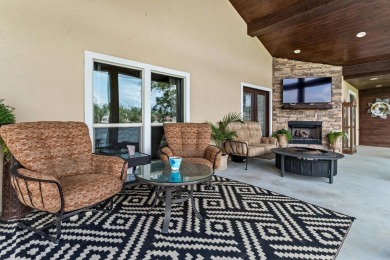 Enjoy lakefront living in this beautifully remodeled 3 bed, 2.5 on Wildwood Golf Course in Texas - for sale on GolfHomes.com, golf home, golf lot