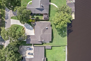 Enjoy lakefront living in this beautifully remodeled 3 bed, 2.5 on Wildwood Golf Course in Texas - for sale on GolfHomes.com, golf home, golf lot
