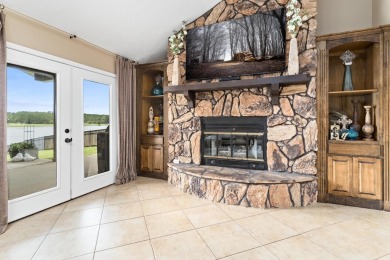 Enjoy lakefront living in this beautifully remodeled 3 bed, 2.5 on Wildwood Golf Course in Texas - for sale on GolfHomes.com, golf home, golf lot