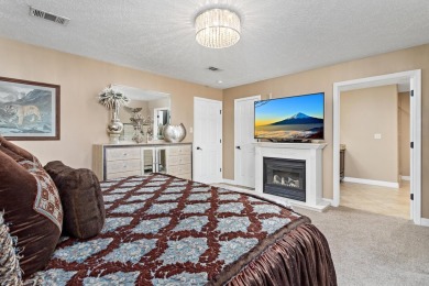 Enjoy lakefront living in this beautifully remodeled 3 bed, 2.5 on Wildwood Golf Course in Texas - for sale on GolfHomes.com, golf home, golf lot