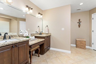 Enjoy lakefront living in this beautifully remodeled 3 bed, 2.5 on Wildwood Golf Course in Texas - for sale on GolfHomes.com, golf home, golf lot