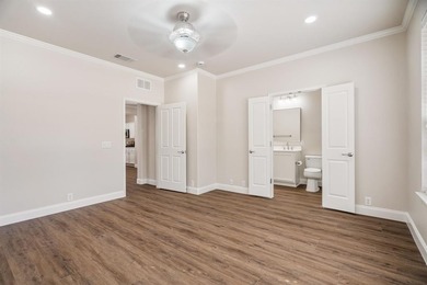 Beautifully updated home in the highly sought-after Frisco Lakes on Frisco Lakes Golf Course in Texas - for sale on GolfHomes.com, golf home, golf lot