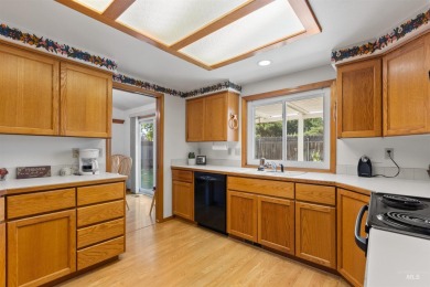 This 4-bedroom, 2-bath home is located in the prestigious on Lakeview Golf Club in Idaho - for sale on GolfHomes.com, golf home, golf lot