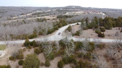 Looking to build your dream home in an excellent location?  This on Ledgestone Country Club and Golf Course in Missouri - for sale on GolfHomes.com, golf home, golf lot