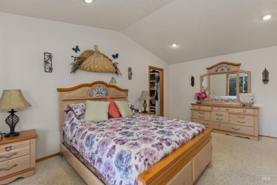 This 4-bedroom, 2-bath home is located in the prestigious on Lakeview Golf Club in Idaho - for sale on GolfHomes.com, golf home, golf lot