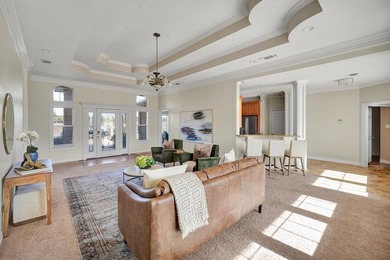 GOLF COURSE LIVING IN GREEN TREE NORTH! THIS 4 BED, 2.5 BATH GEM on Green Tree Country Club in Texas - for sale on GolfHomes.com, golf home, golf lot