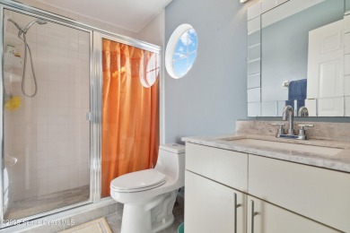 Welcome to this stunning 3 bed, 3 bath golf course townhome in on Wedgefield Golf Club in Florida - for sale on GolfHomes.com, golf home, golf lot